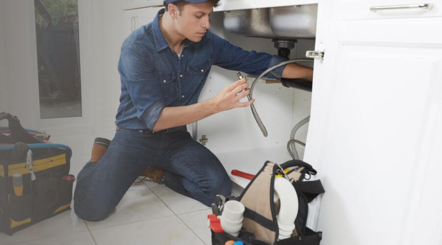 Professional sink repair in Amo, IN